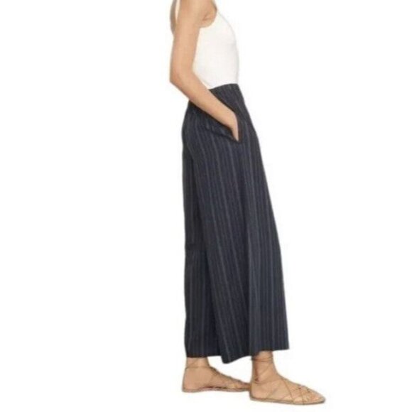 Vince Sz XS Wide Legged Crops Striped Culottes Navy Blue Classic Preppy Luxury - Picture 2 of 6